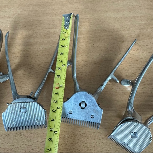 Antique Hand Hair Clippers - Picture 5 of 6